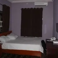 Ayoluyem Aparthotel & Suite