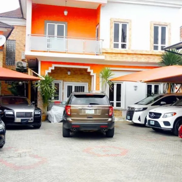 Brooks Real Estate ltd