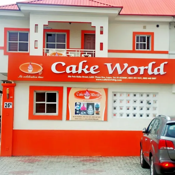 Cake World