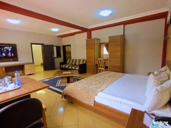 Carliza Guest House