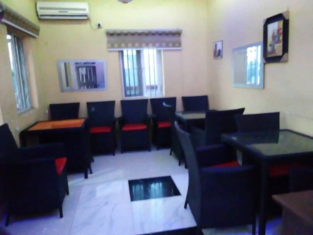 Corner Rest Hotel And Suites.