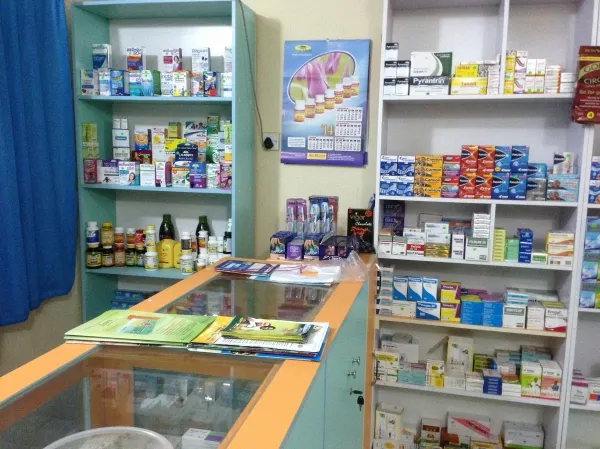 D'cor Flint Pharmacy