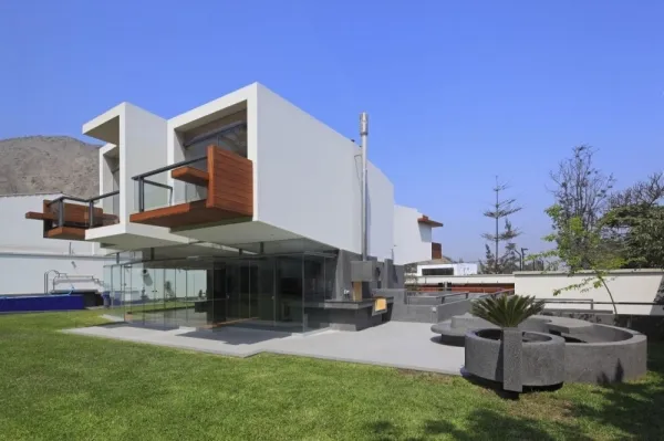 Dki Design Associates
