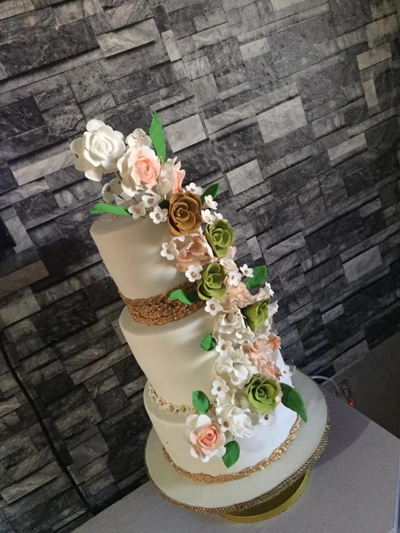 Efezino Cakes and Events
