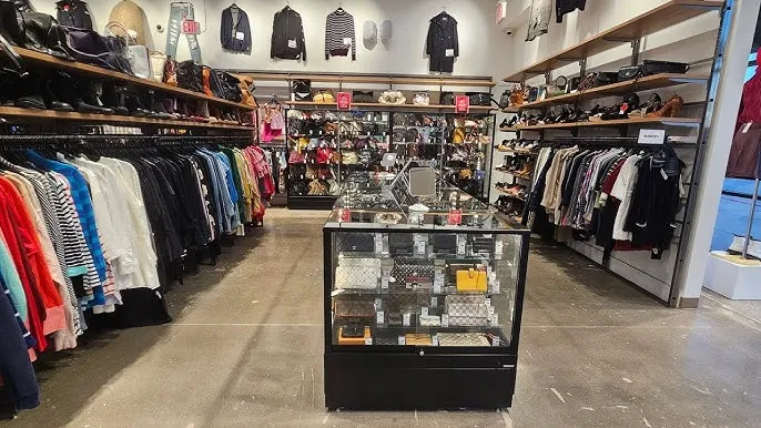 Gemmy S Boutique