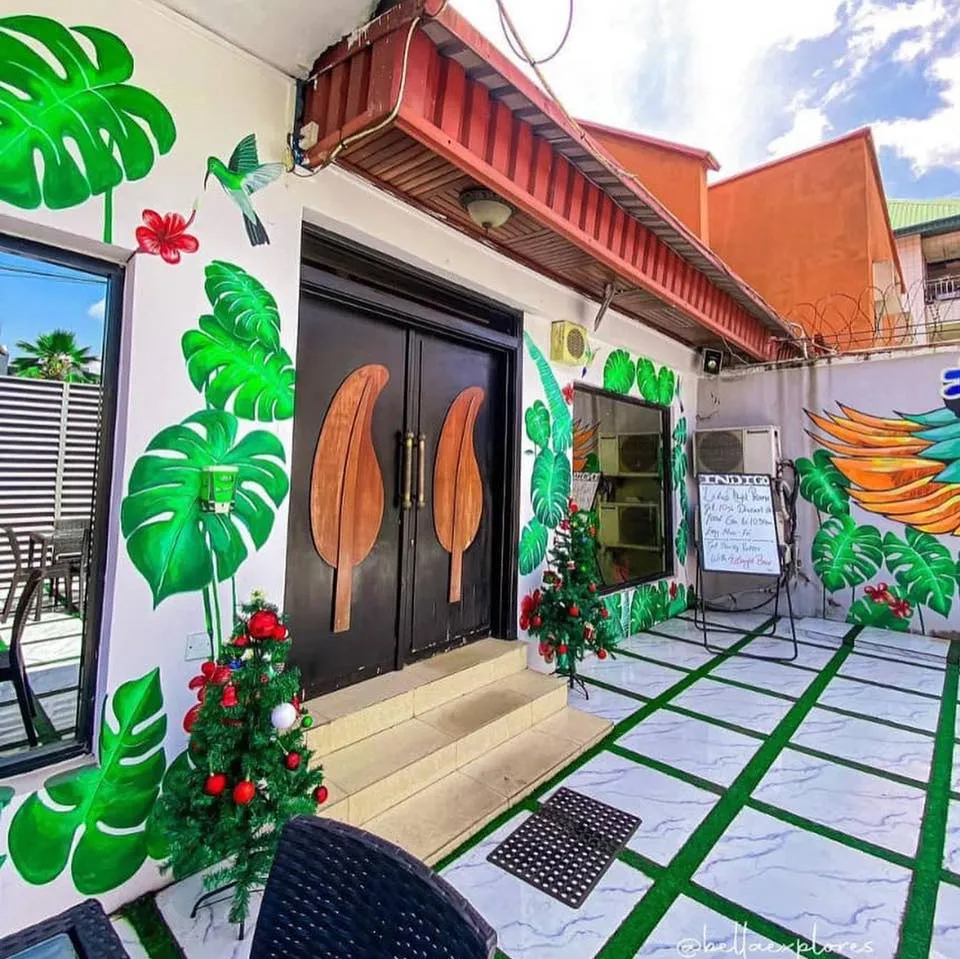 Indigo Bar Restaurant & Suites