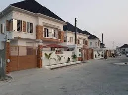 Lakewood Properties And Investment Company