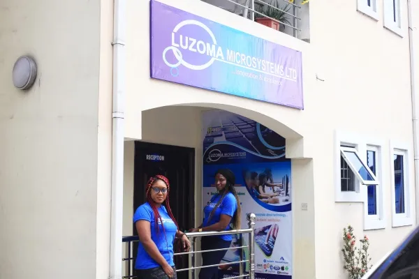 Luzoma Microsystems Limited logo