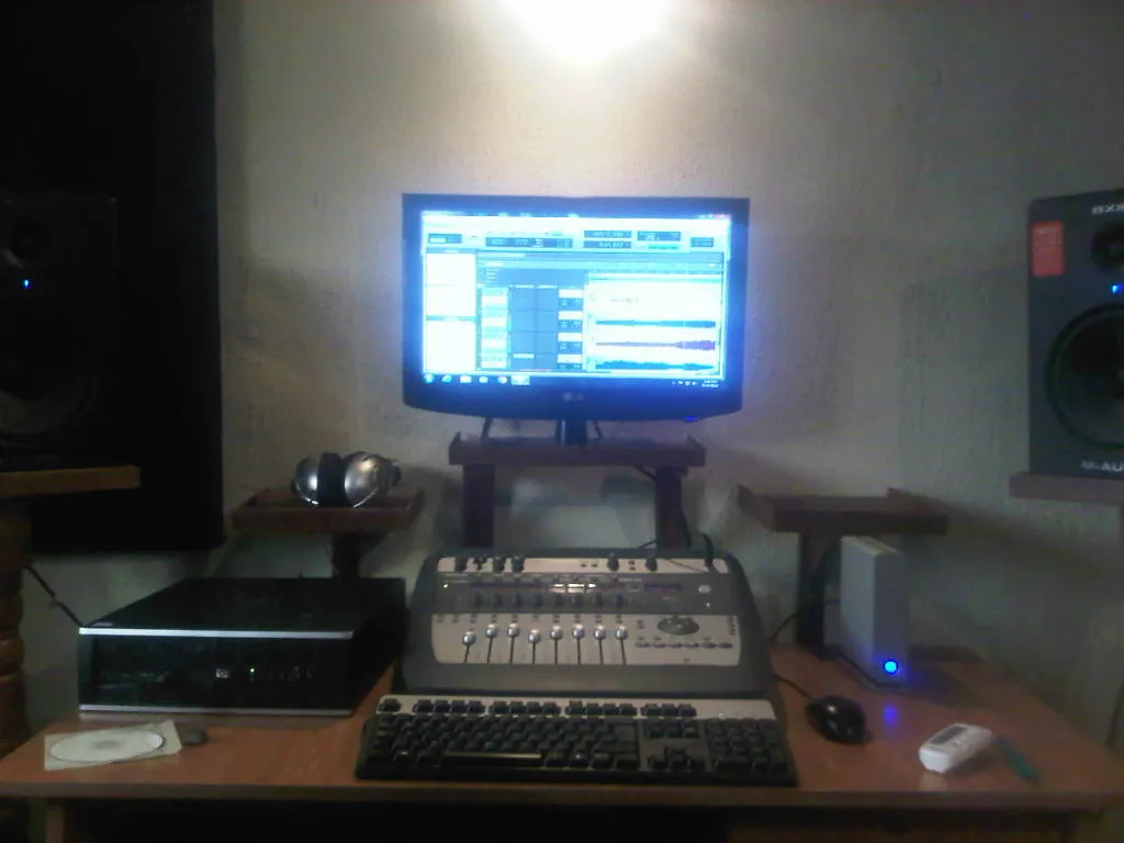 Maverick Productions (Recording Studio)