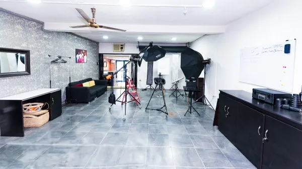 Pyragraph Studios