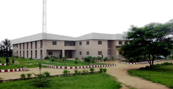 Showers International High School