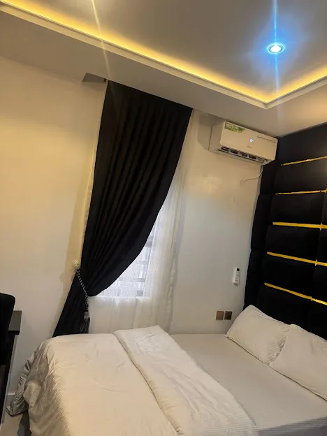 Smart Luxury Aapartments
