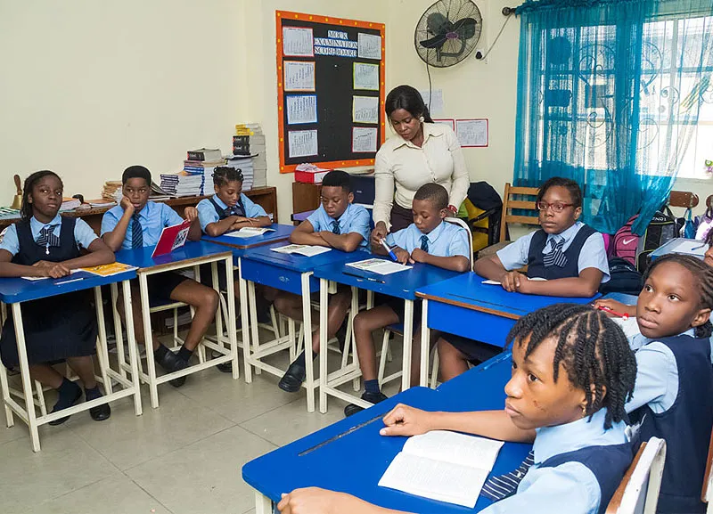Starling School - (Lagos)