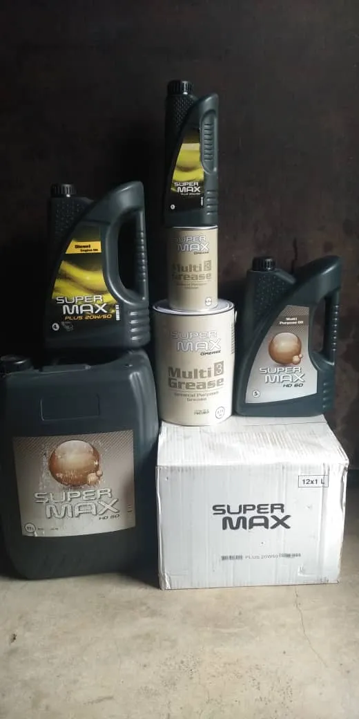 Super Max Lubricant logo
