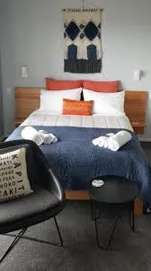 Takit Guest House