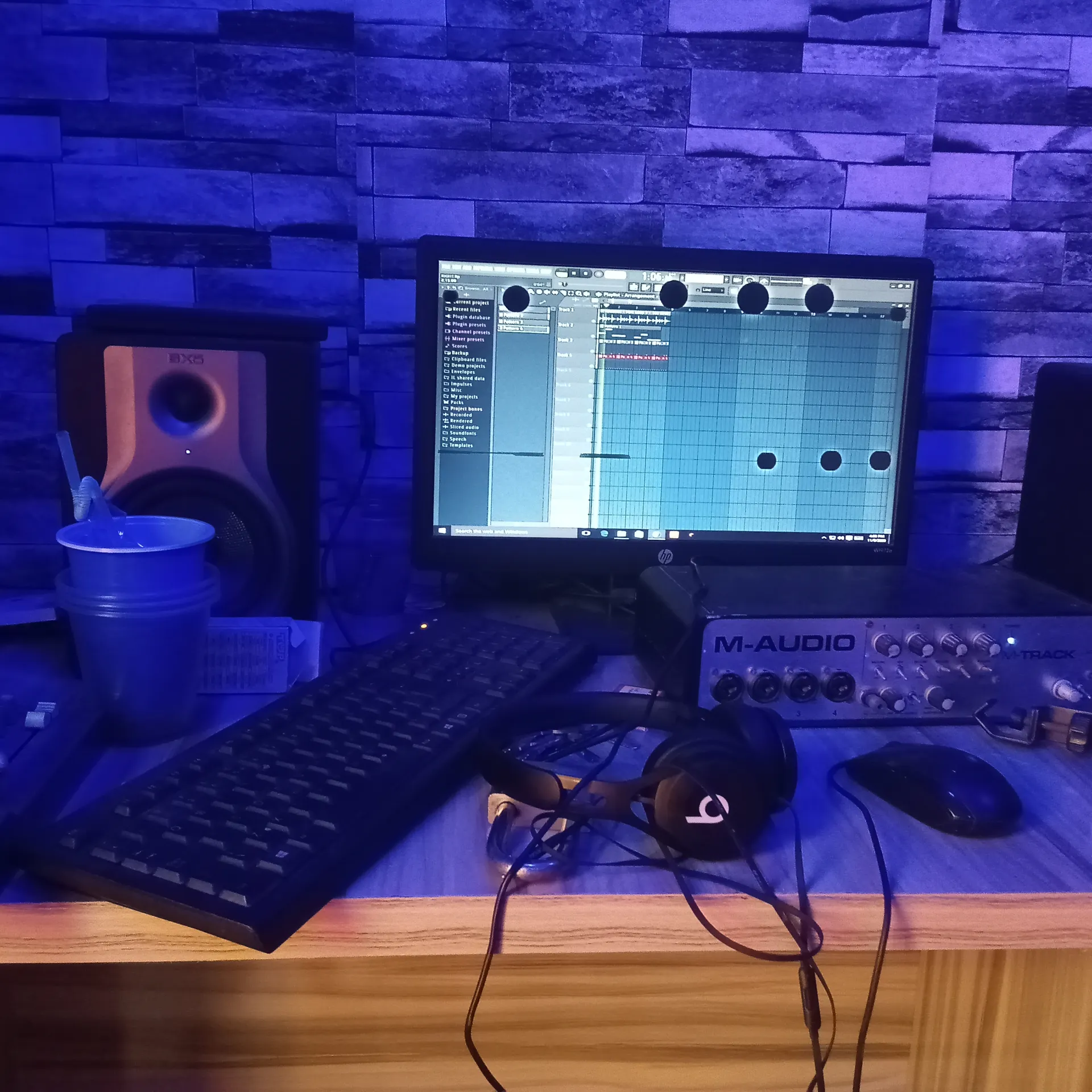 T.N.T PRODUCTION