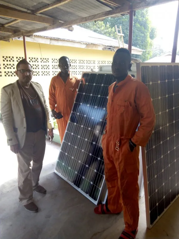 Vicky Solar Service
