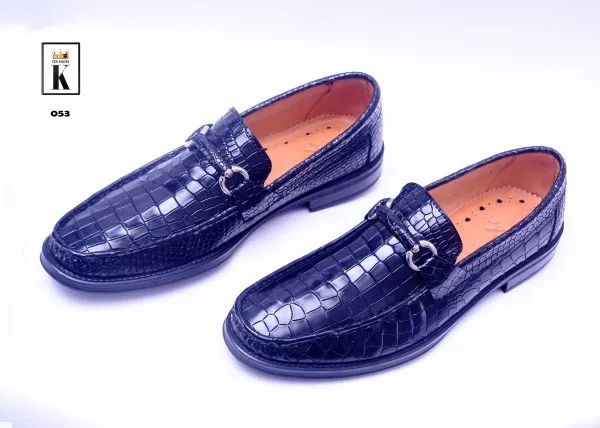 YES SHOE COMPANY