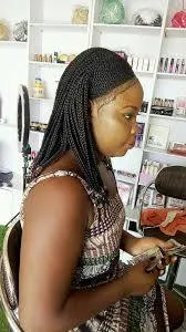 Yuppie make_up artist